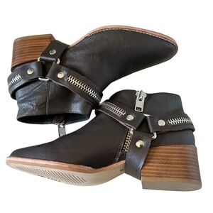 Sol sana Eddie Moto brown leather stirrups western cowgirl ankle boots Sz 38/8